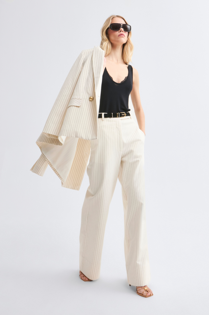 Calça de Alfaiataria Off White Mabel