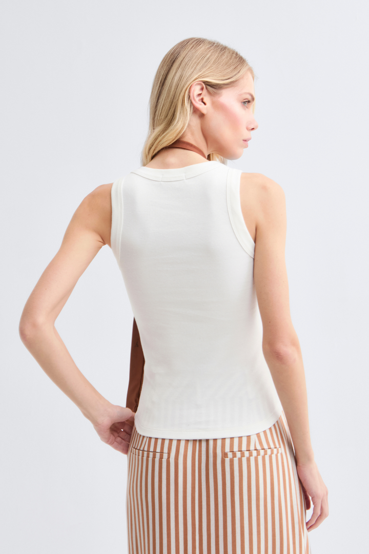 Blusa Canelada Off White Malu