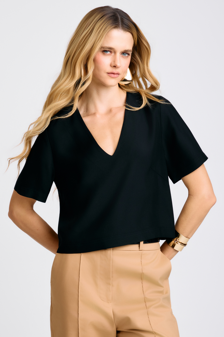 Blusa de Alfaiataria Ella Preta