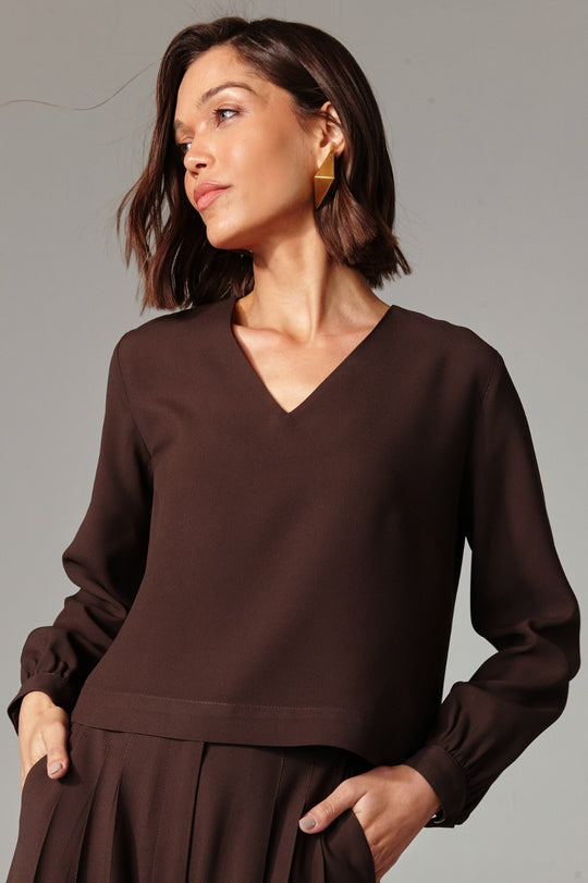 Blusa de Alfaiataria Manga Longa Marrom Café Cris