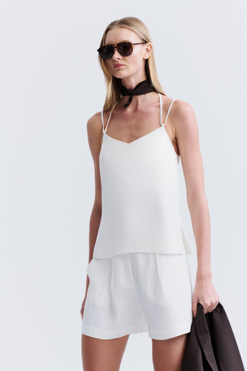 Blusa de Alfaiataria New Off White Luli em crepe de acetato decote V