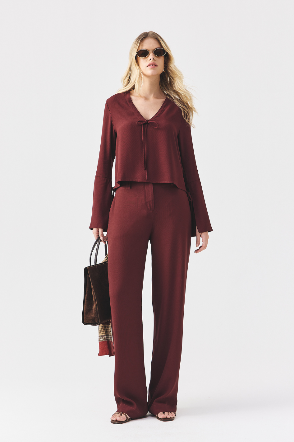 Blusa de Alfaiataria Nina Wine