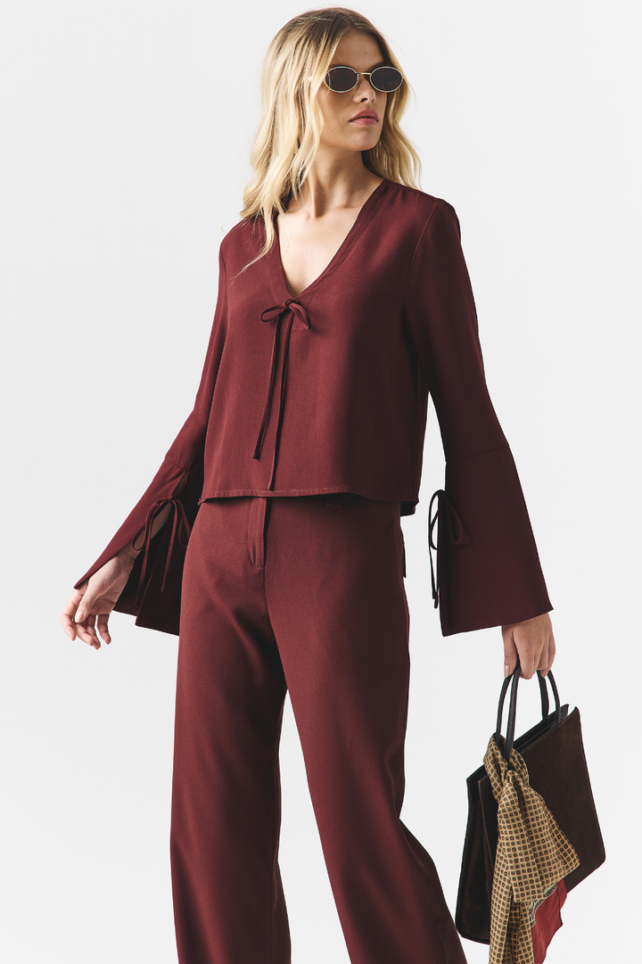 Blusa de Alfaiataria Nina Wine