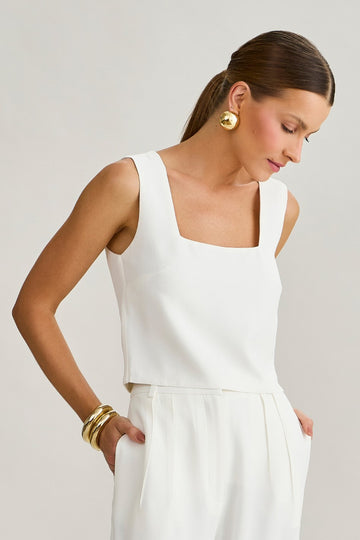 Blusa de Alfaiataria NEW Off Cleo em crepe de acetato modelagem soltinha