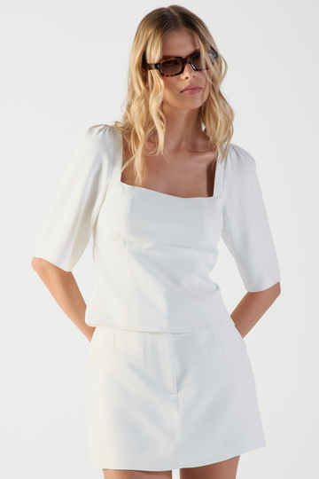 Blusa de Alfaiataria Off White Molly em crepe de acetato