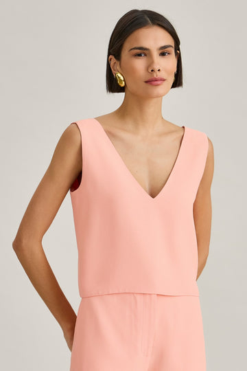 Blusa de Alfaiataria Peach Selena em crepe de acetato modelagem soltinha