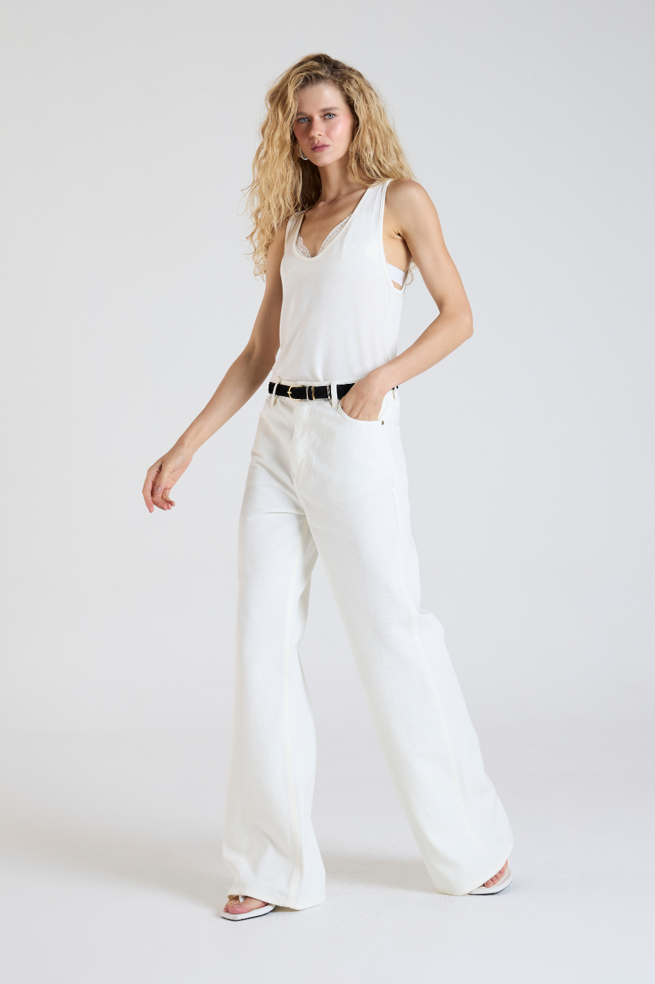 Calça Jeans Eduarda Off White