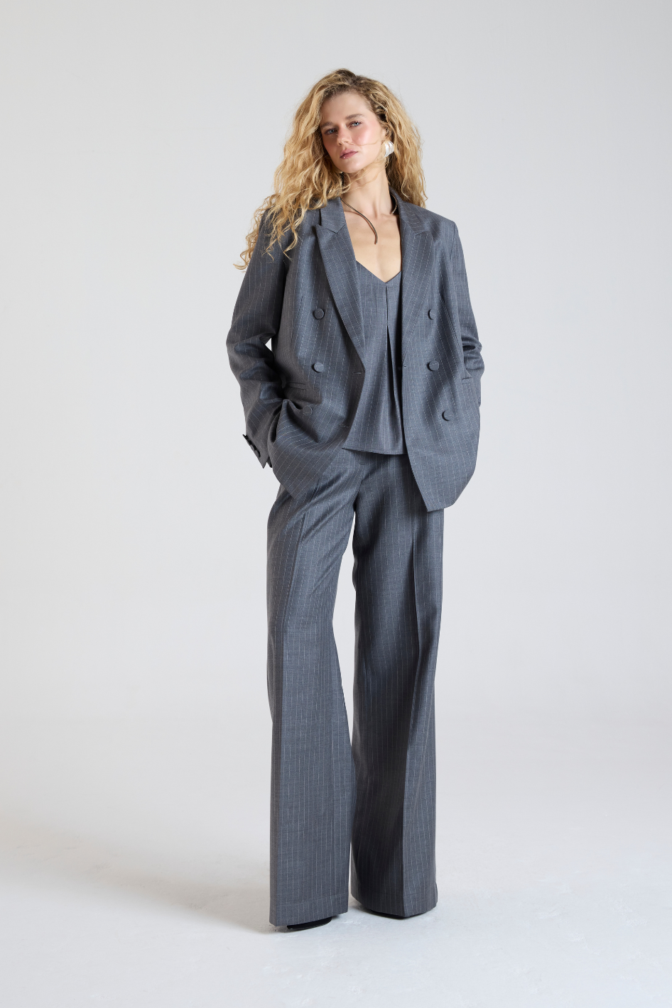 Calça de Alfaiataria Antonia Cinza Claro