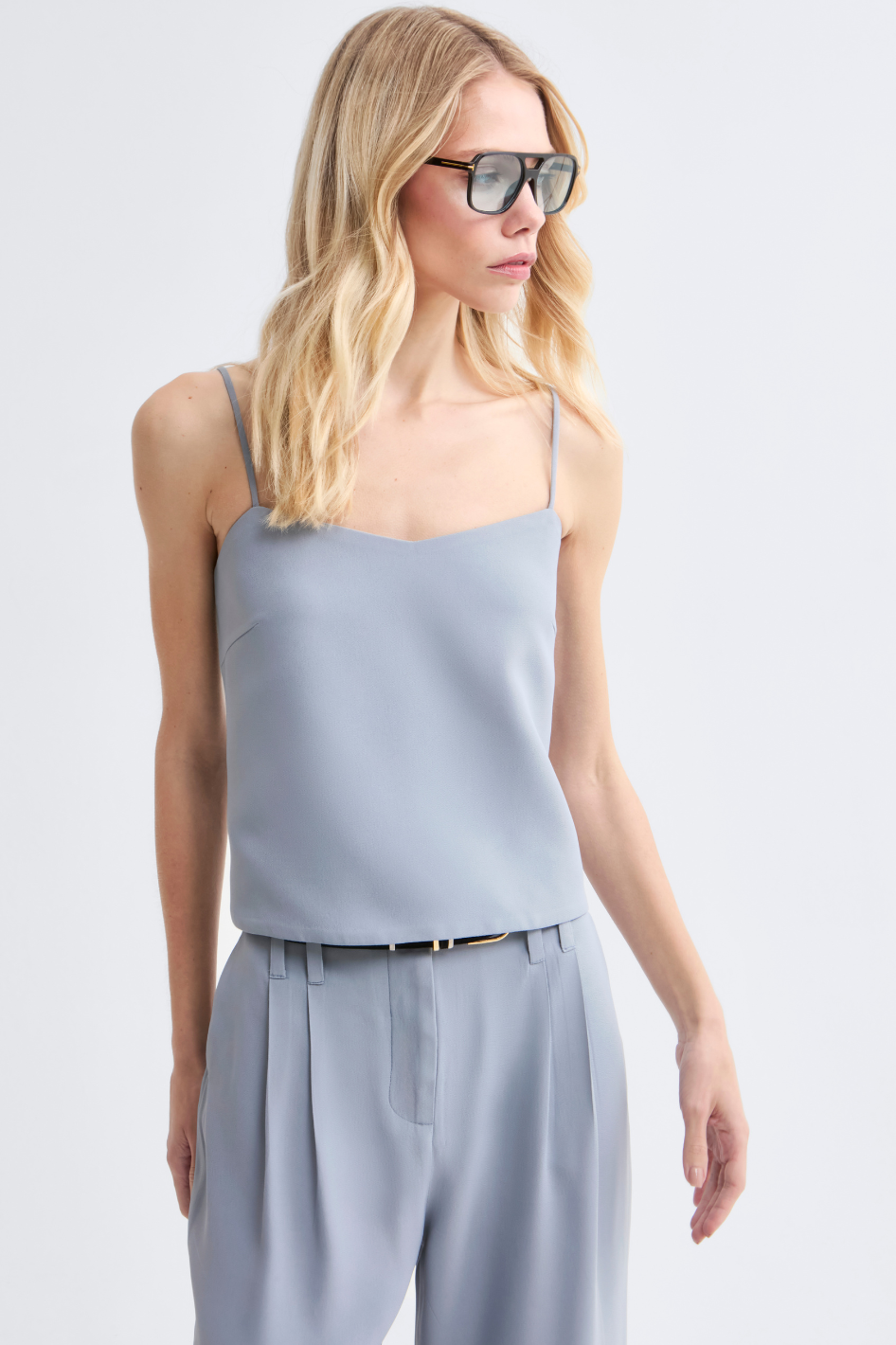 Calça de Alfaiataria Lari Azul Cielo