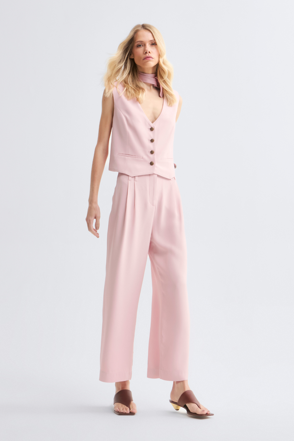 Calça de Alfaiataria Lari Rosa Light