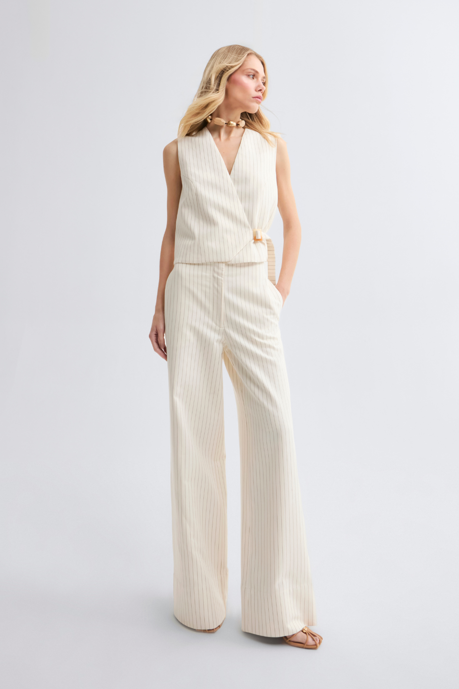 Calça de Alfaiataria Off White Mabel