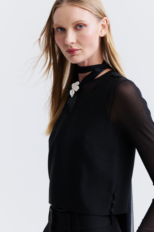 Blusa de Alfaiataria Preta New Luiza