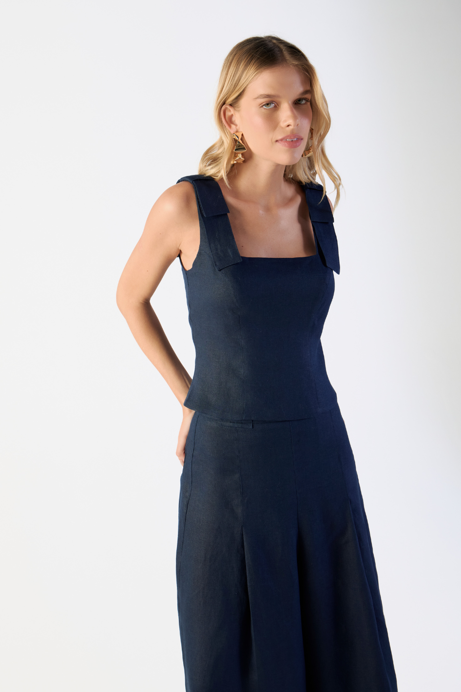 Calça de Linho Azul Navy Brunella