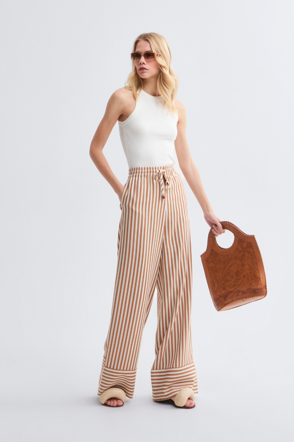 Calça de Linho Caramelo Ava