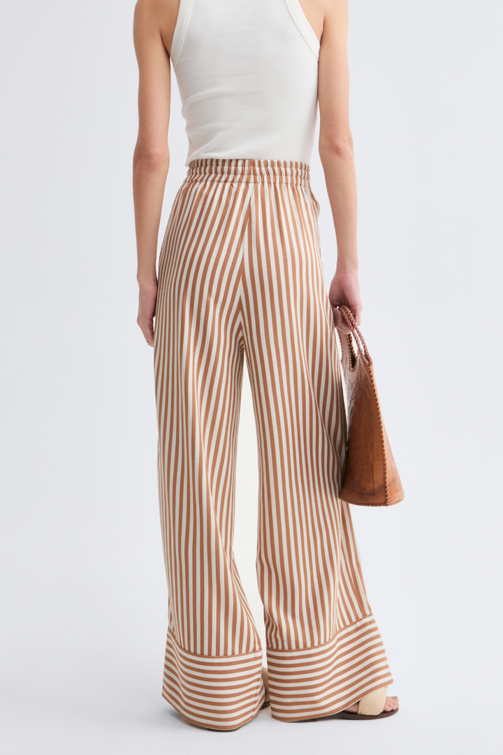 Calça de Linho Caramelo Ava