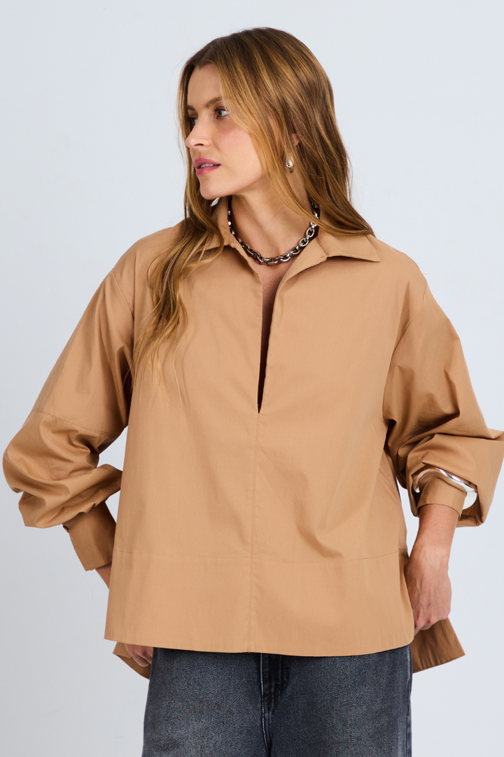 Camisa Olivia Caramelo