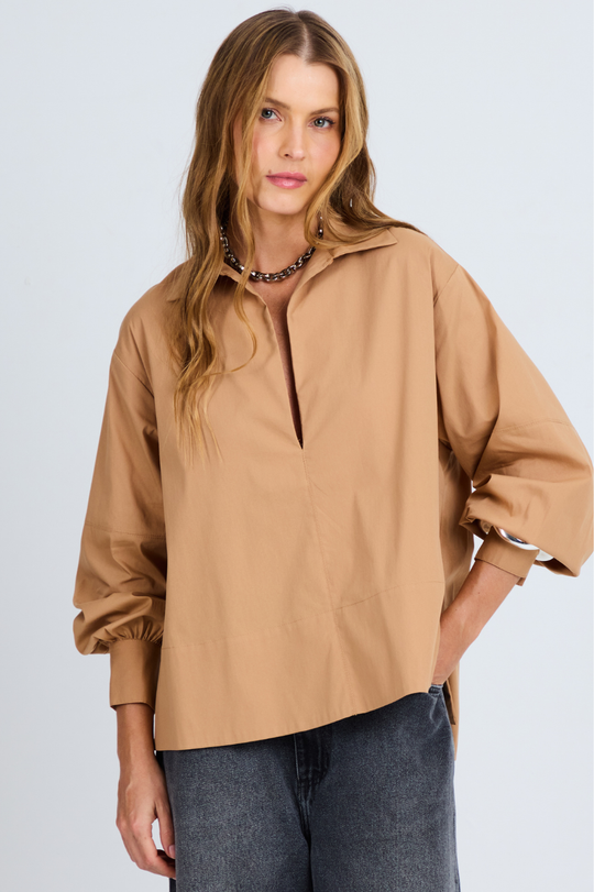 Camisa Olivia Caramelo
