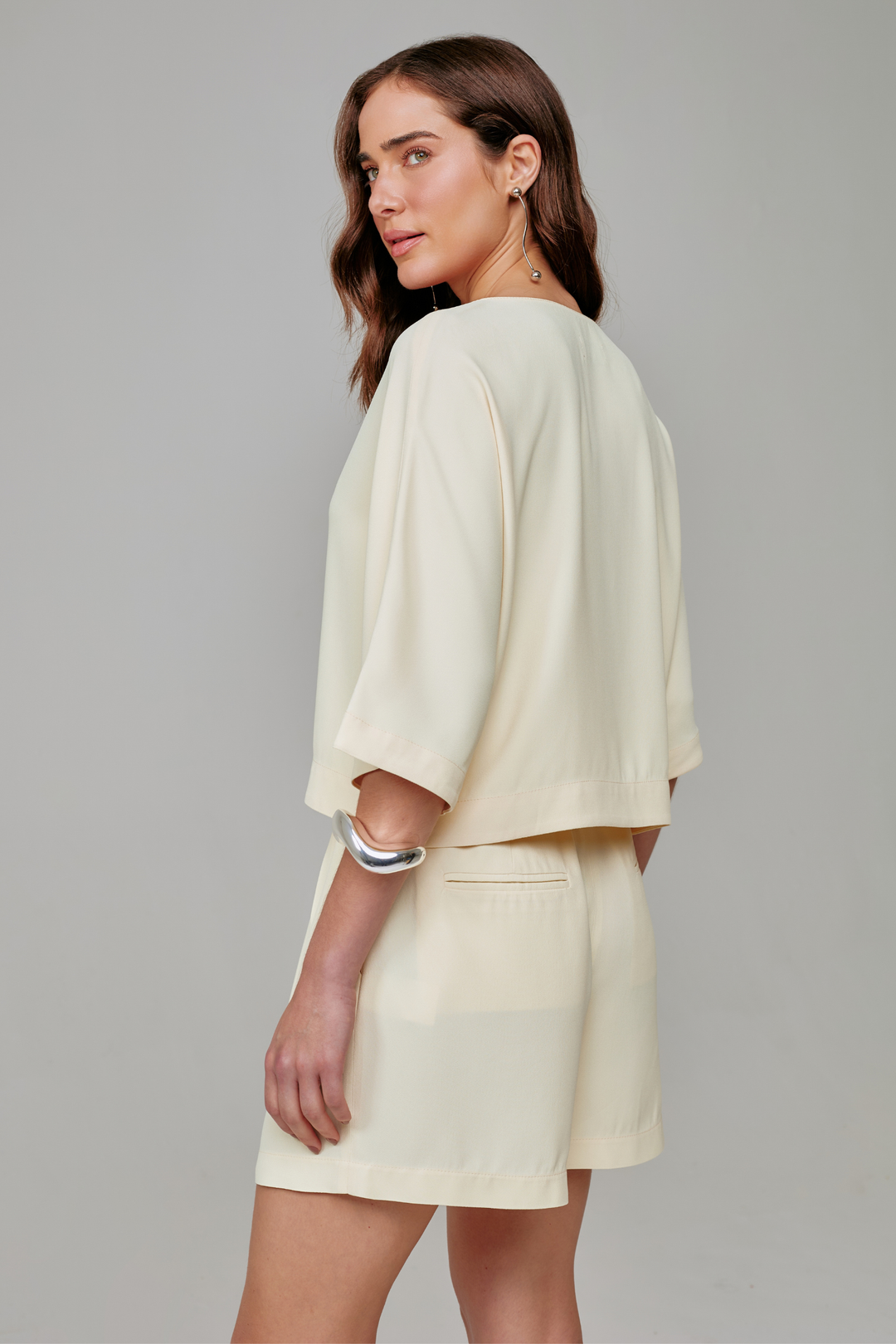 Shorts de Alfaiataria Lais Amarelo Creme