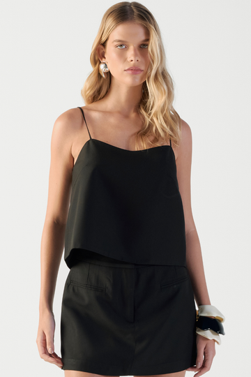 Top de Alfaiataria Molly Preto modelagem reta