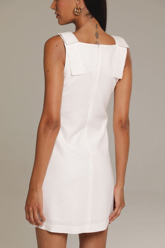 Vestido Curto de Linho Off Celina