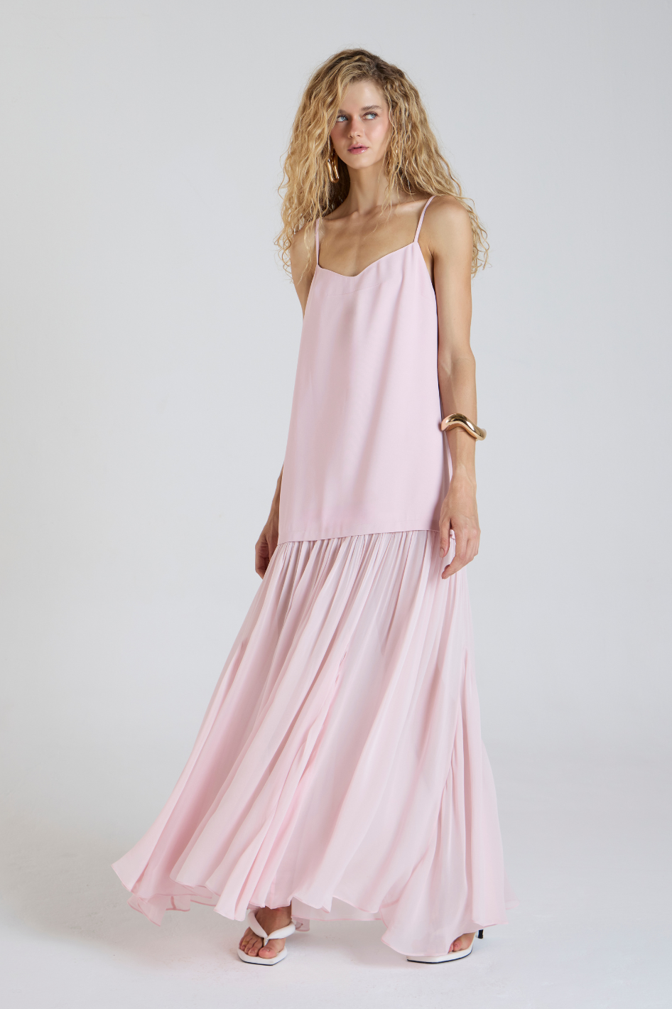 Vestido Deborah Rosa em crepe de acetato
