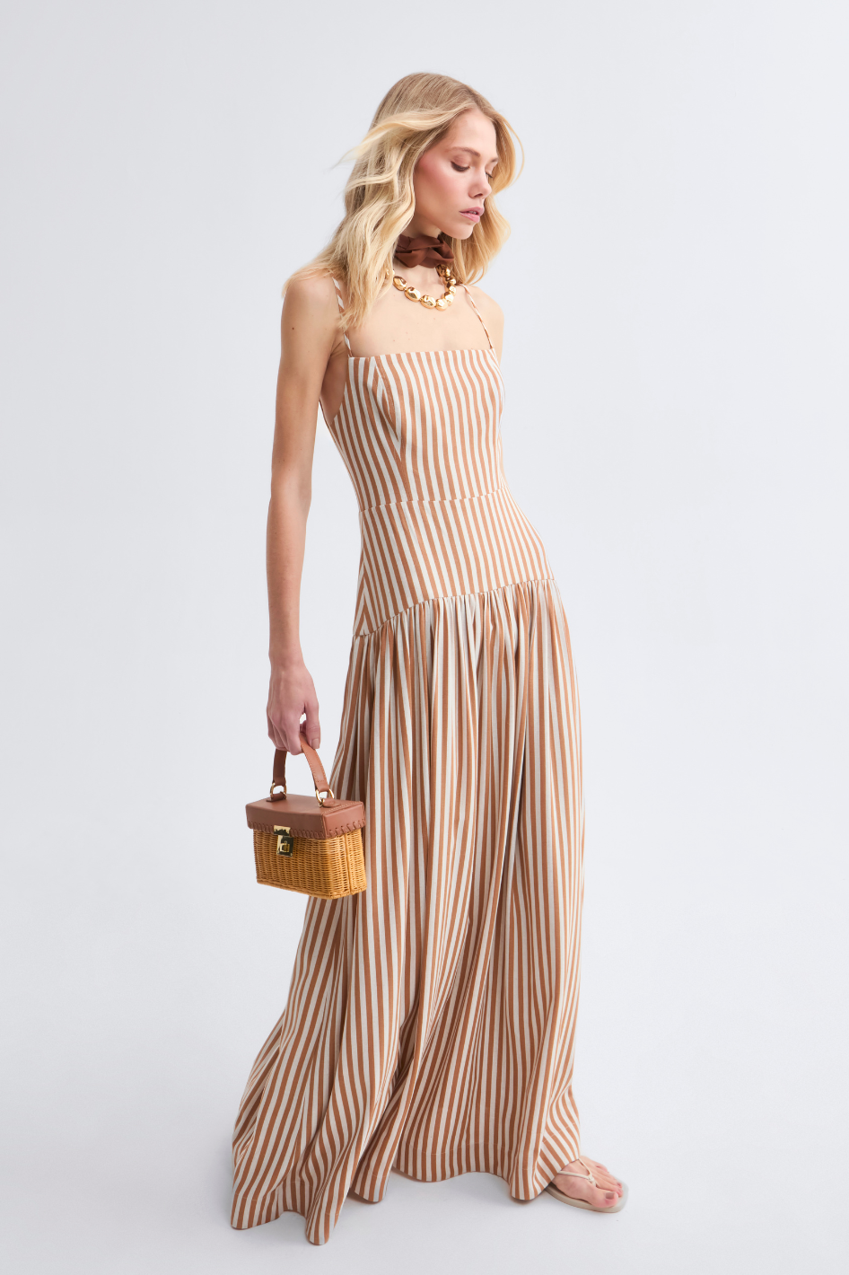 Vestido de Linho Caramelo Ava